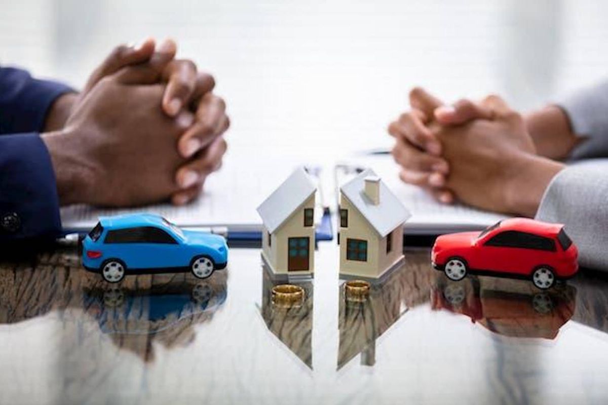 Divorcio con bienes en gananciales y privativos